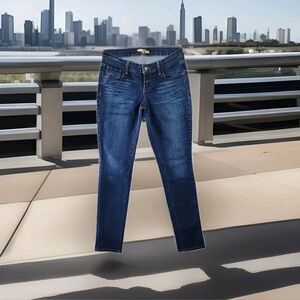 Old Navy The Diva Straight Mid Rise